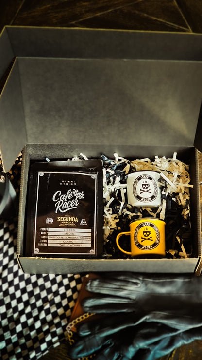 DOBLE ARRANQUE - 250gr café en grano + 2 Cafe Racer Cup